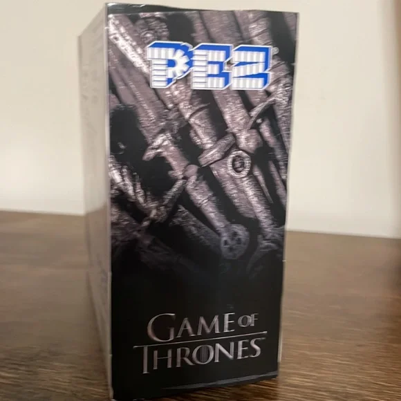 Game of Thrones PEZ Dispenser, Jon Snow and Dragon. NIB - Picture 4 of 5
